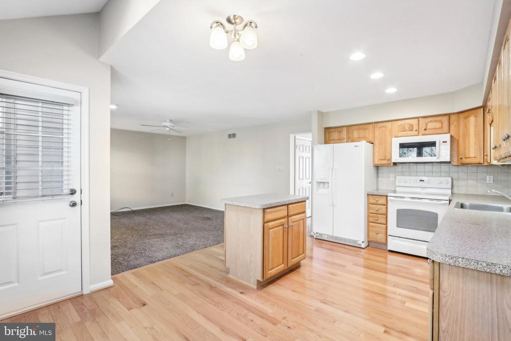 60 SANDHURST DRIVE