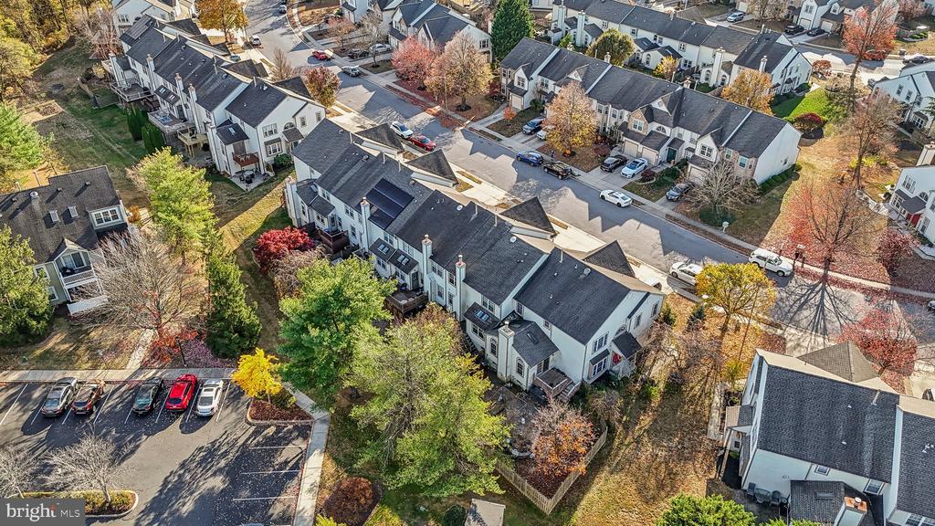 60 SANDHURST DRIVE
