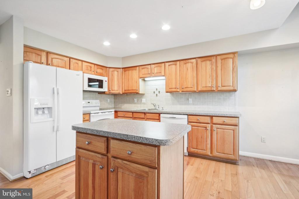 60 SANDHURST DRIVE