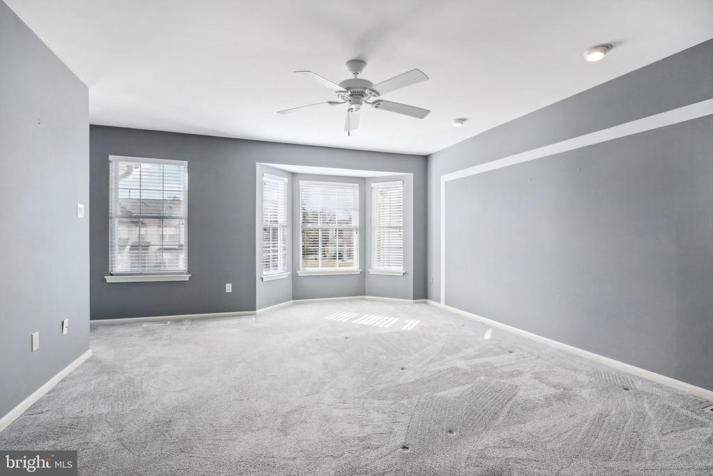 60 SANDHURST DRIVE