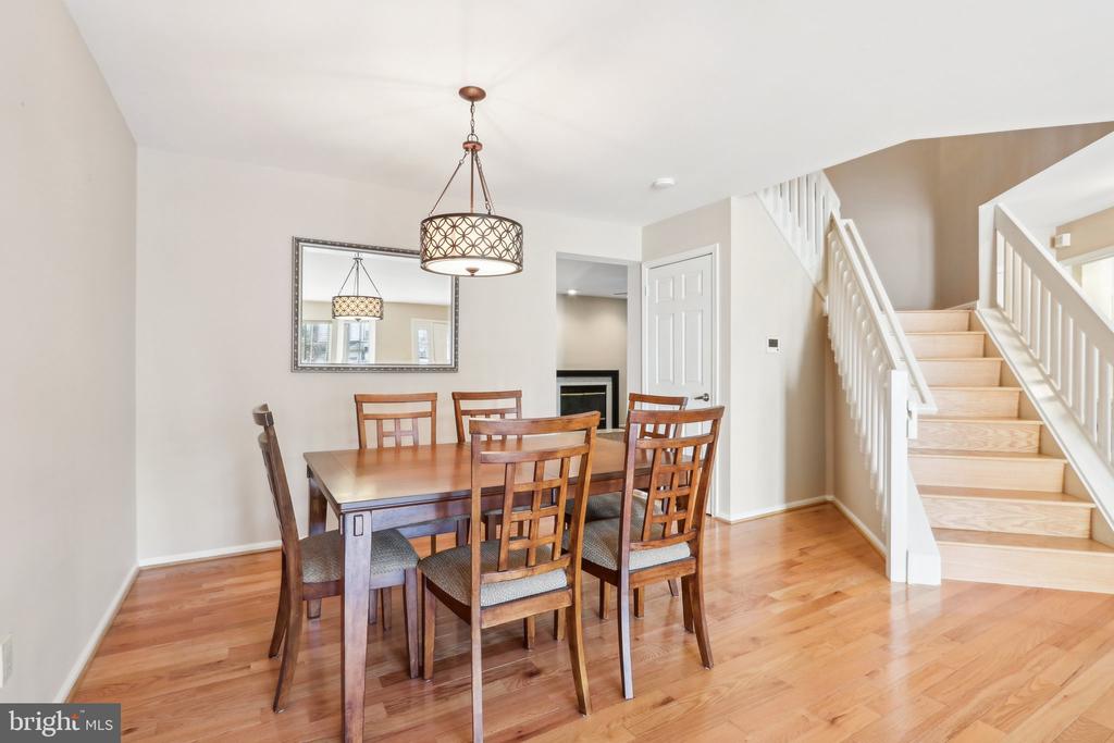 60 SANDHURST DRIVE