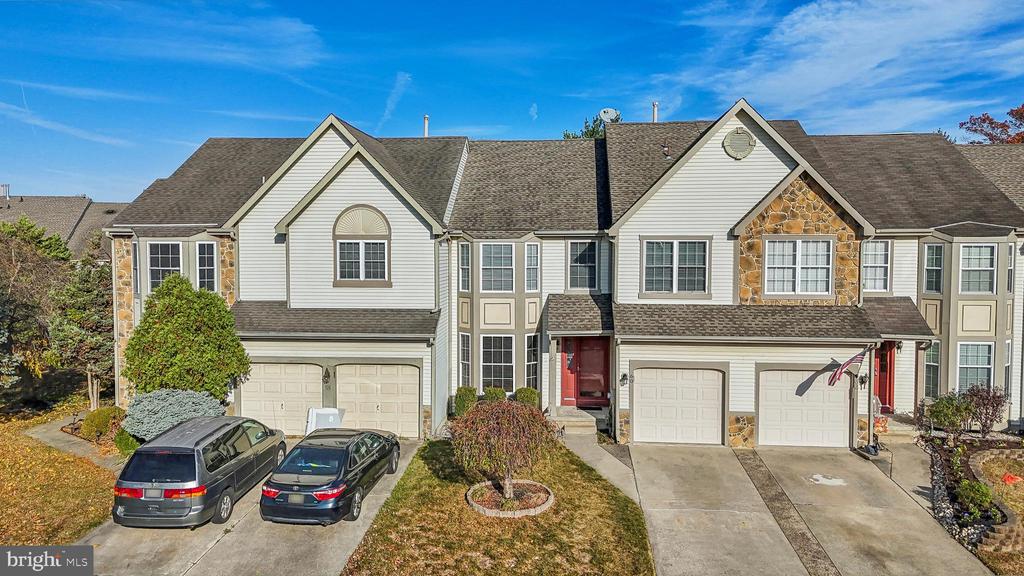 60 SANDHURST DRIVE