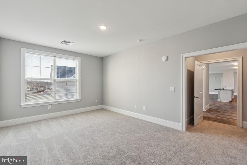 700 CITATION LANE 1545