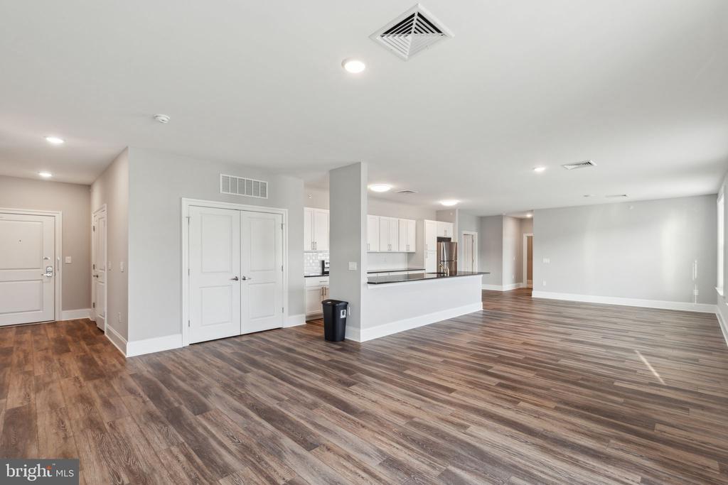 700 CITATION LANE 1545