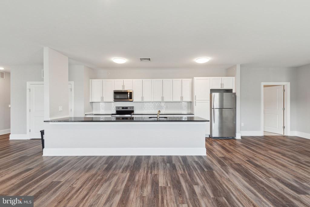700 CITATION LANE 1545