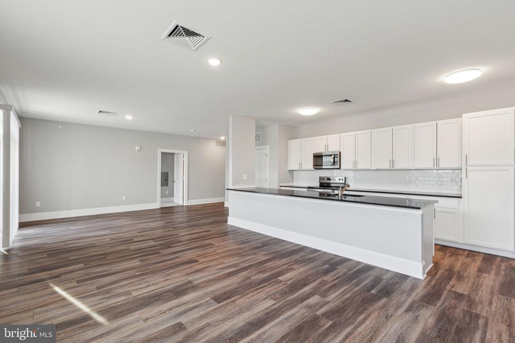 700 CITATION LANE 1545