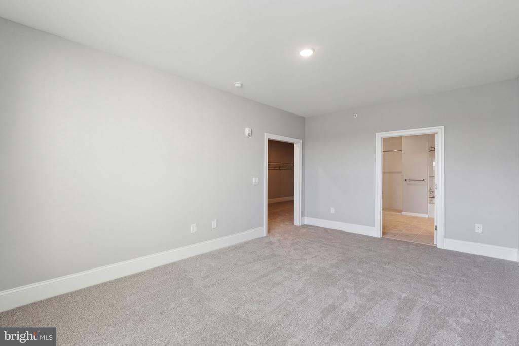 700 CITATION LANE 1545