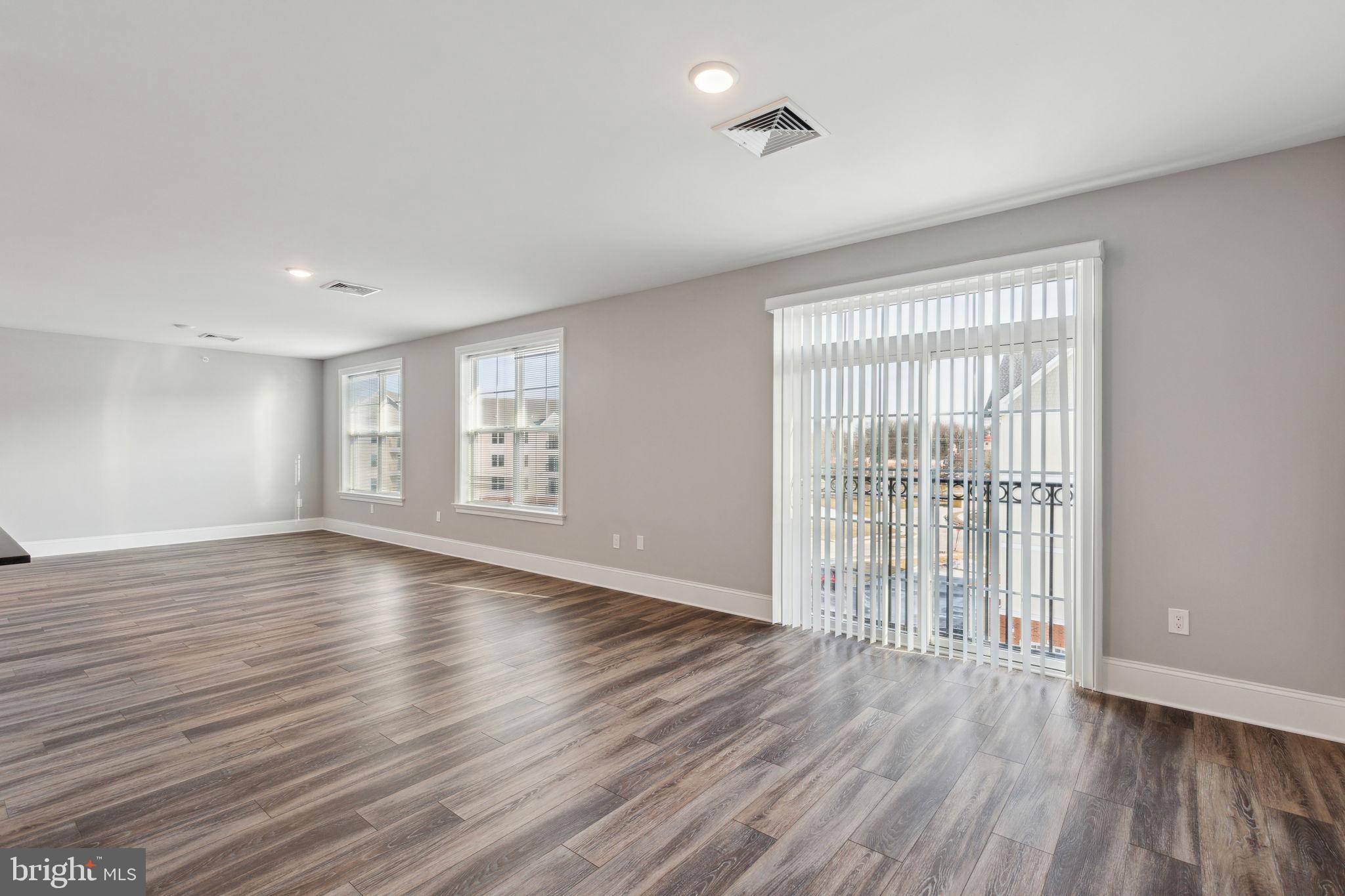 700 CITATION LANE 1545