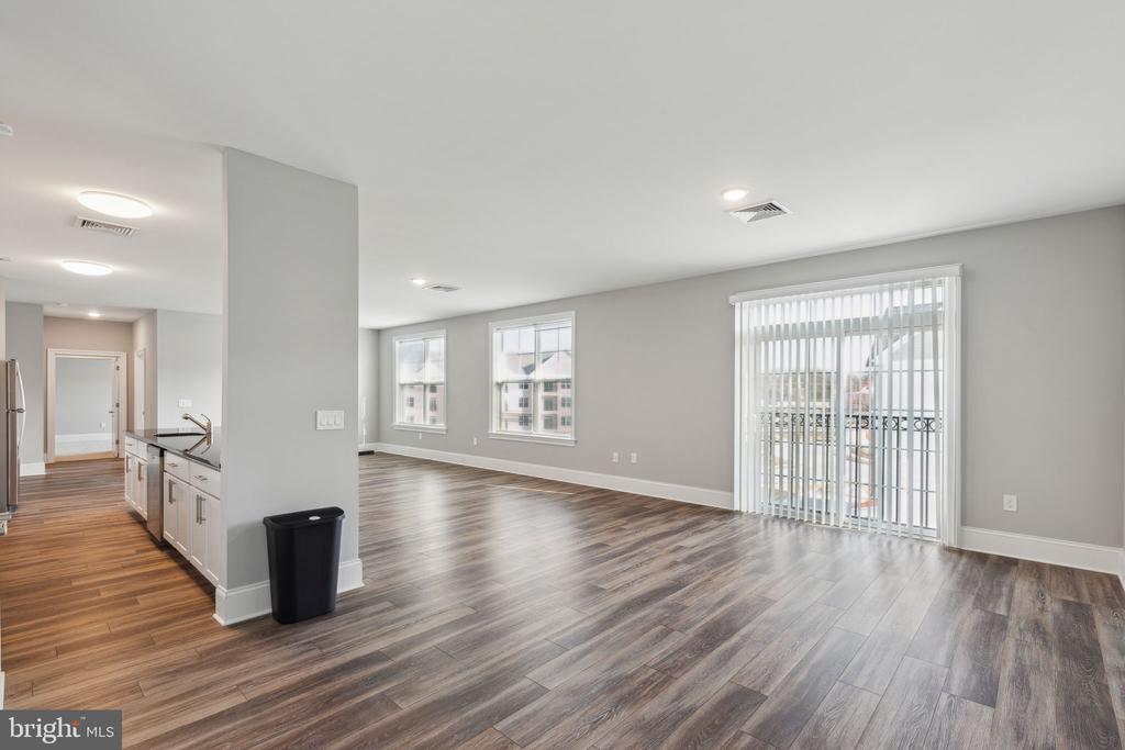 700 CITATION LANE 1545
