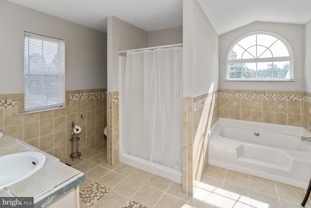 20 CEDAR GROVE DRIVE
