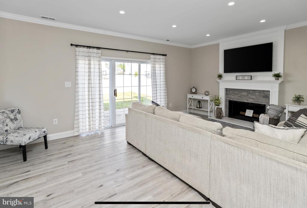 20 CEDAR GROVE DRIVE