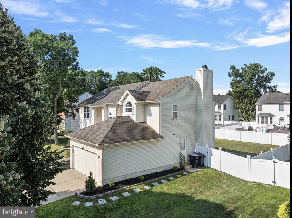 20 CEDAR GROVE DRIVE