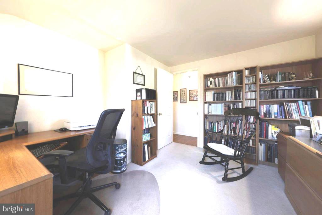 1221 FORGE ROAD