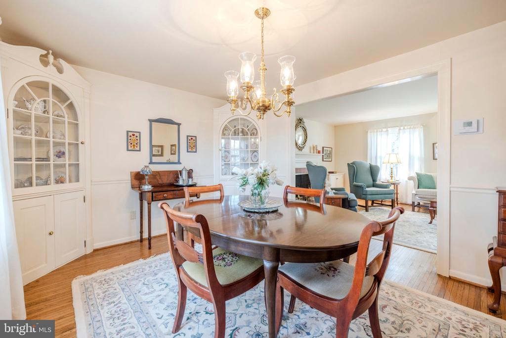 1221 FORGE ROAD