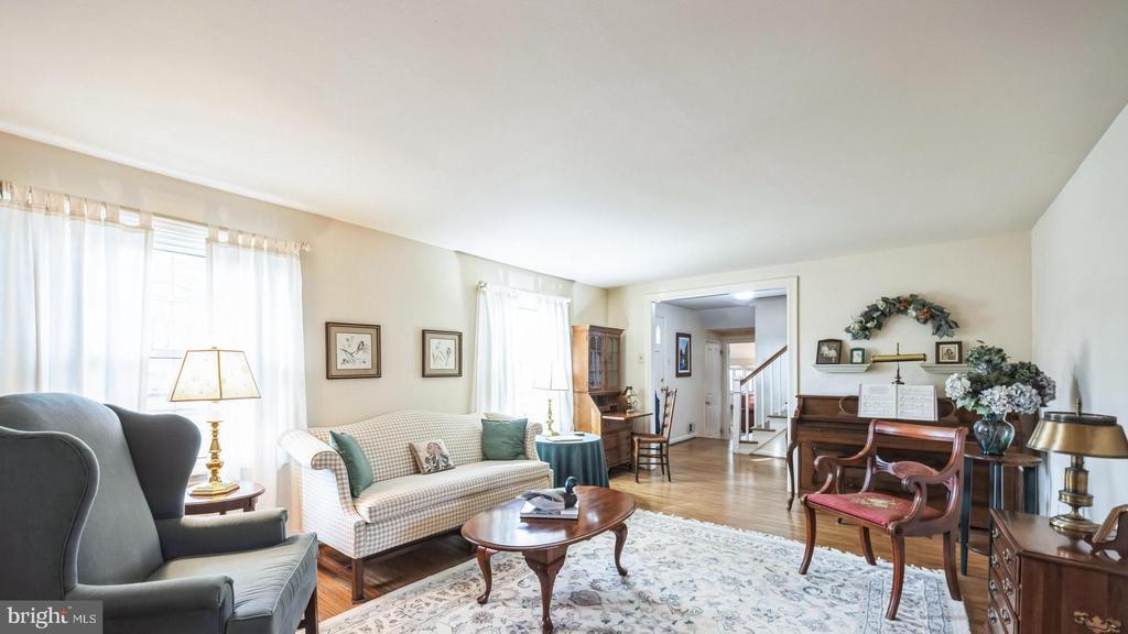 1221 FORGE ROAD