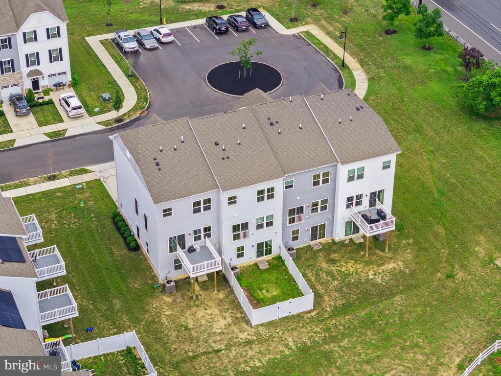 101 HAMILTON COURT