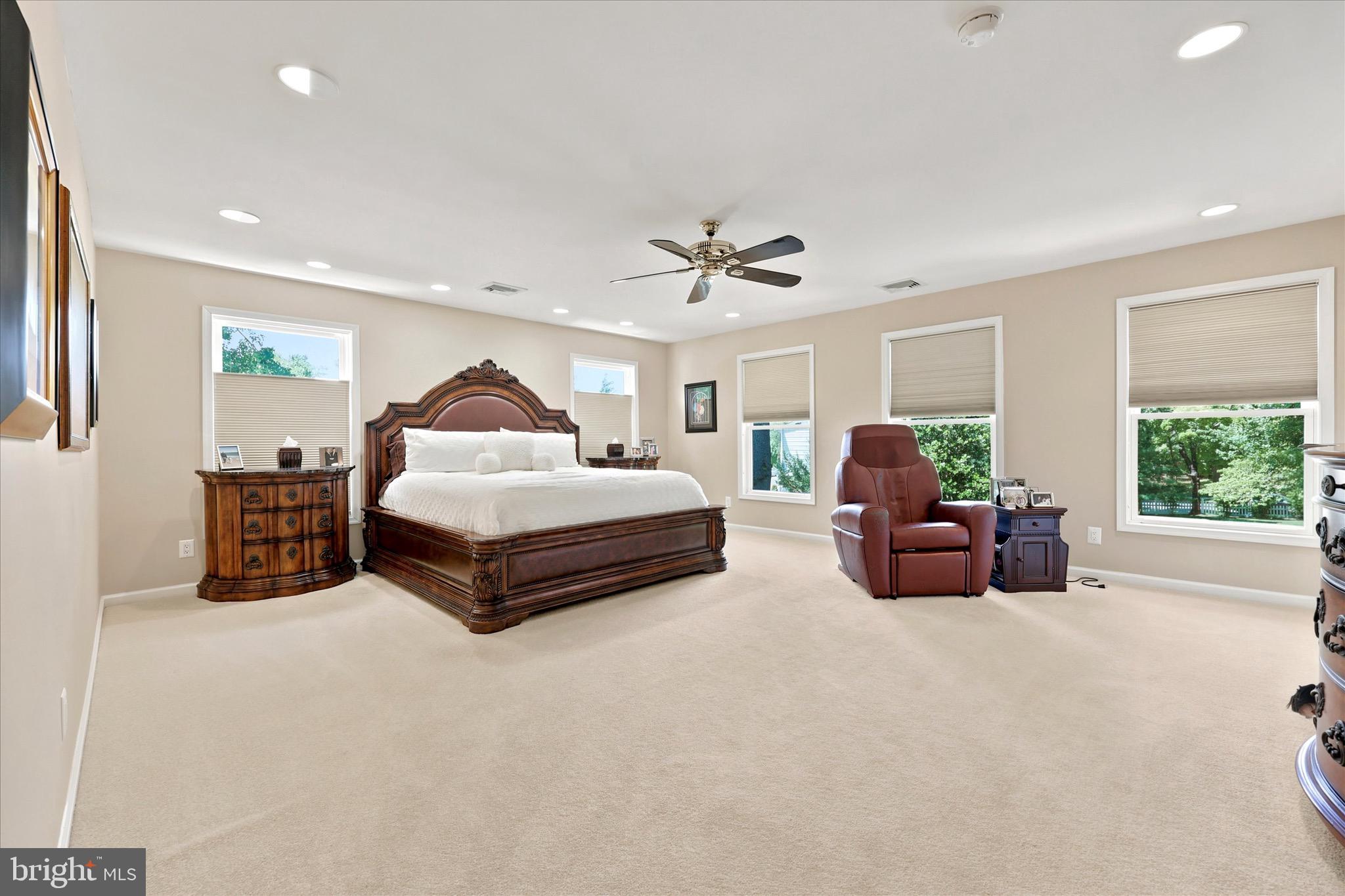 401 COUNTRY CLUB DRIVE