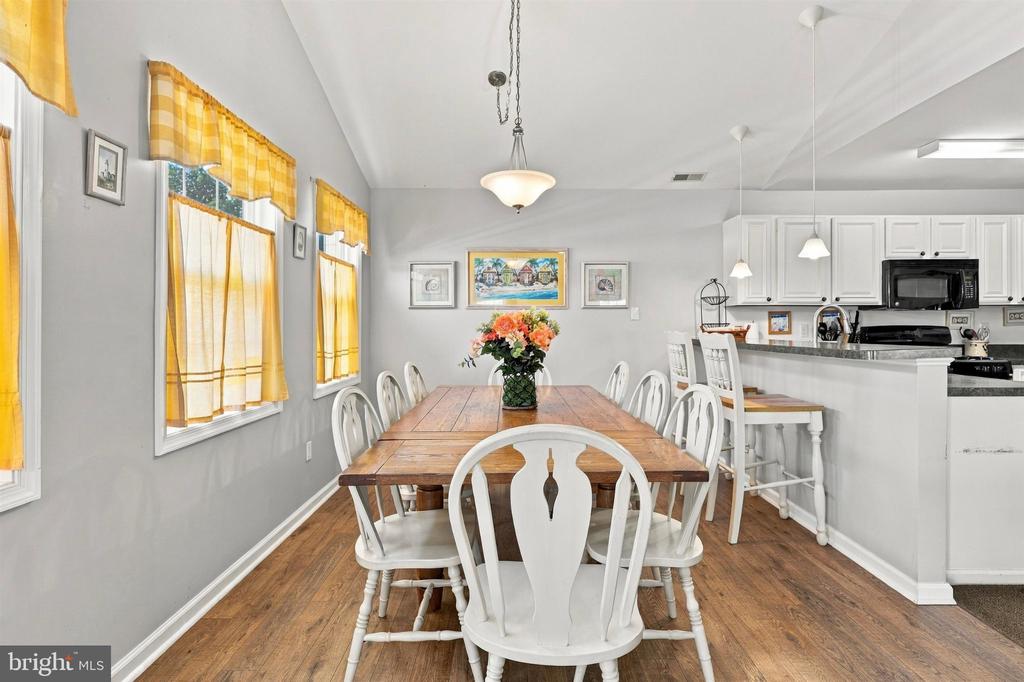 116 E 17TH AVENUE Unit: 301