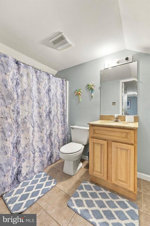 116 E 17TH AVENUE Unit: 301