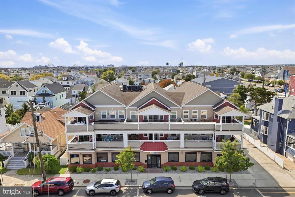 116 E 17TH AVENUE Unit: 301