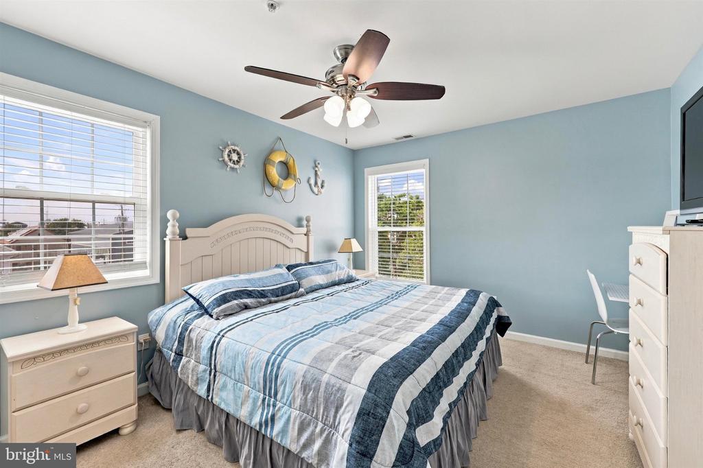 116 E 17TH AVENUE Unit: 301