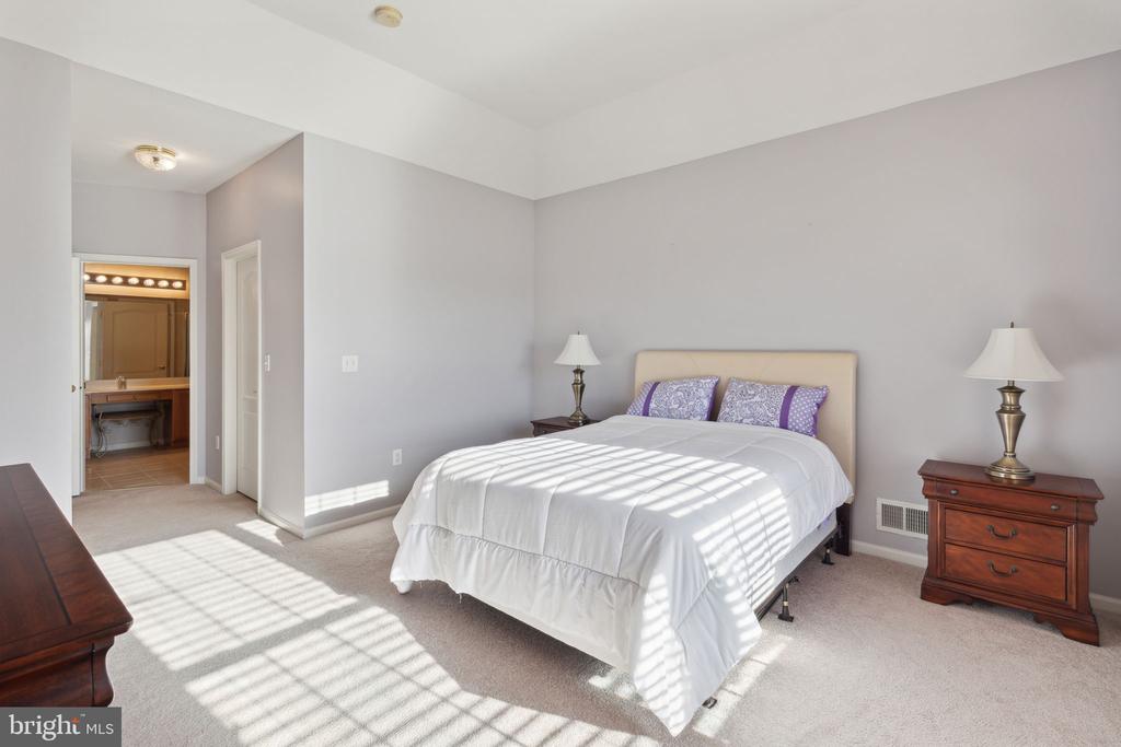 201 HANOVER ROAD