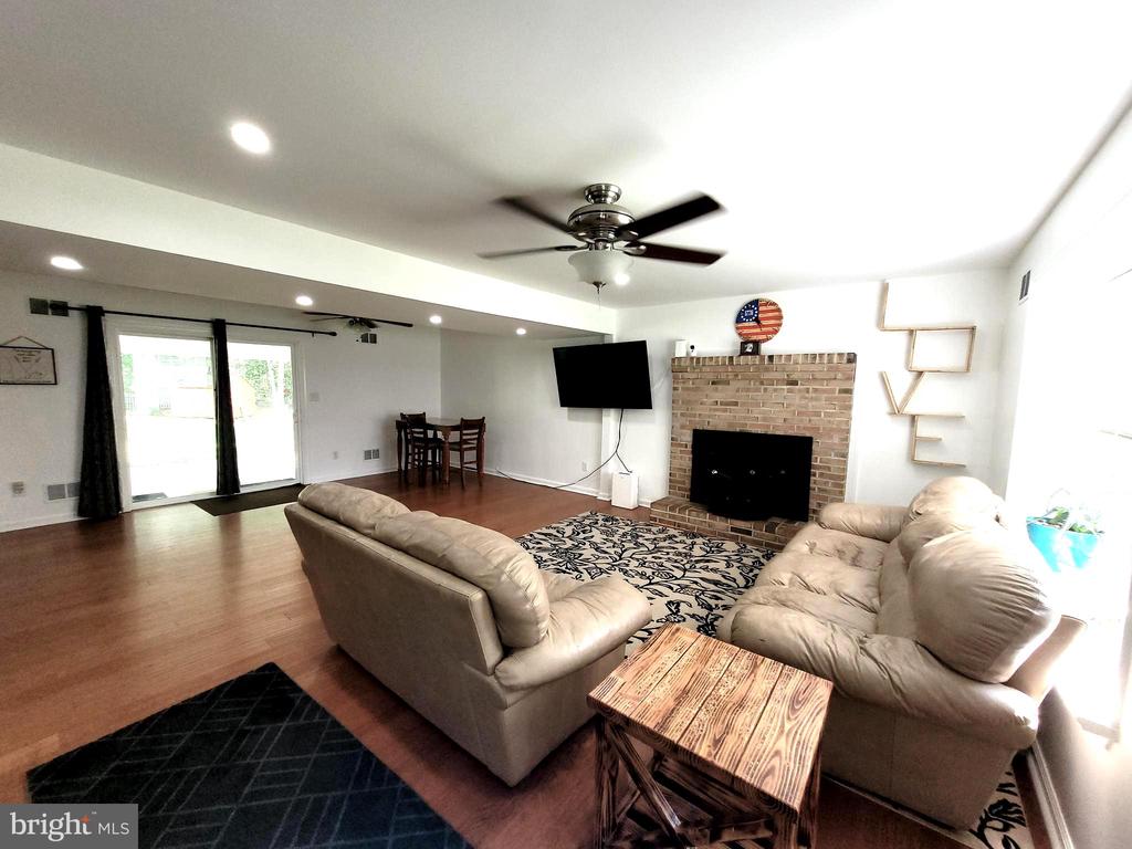 104 CHINKAPIN AVENUE