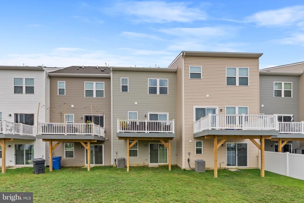 104 WATERFORD WAY