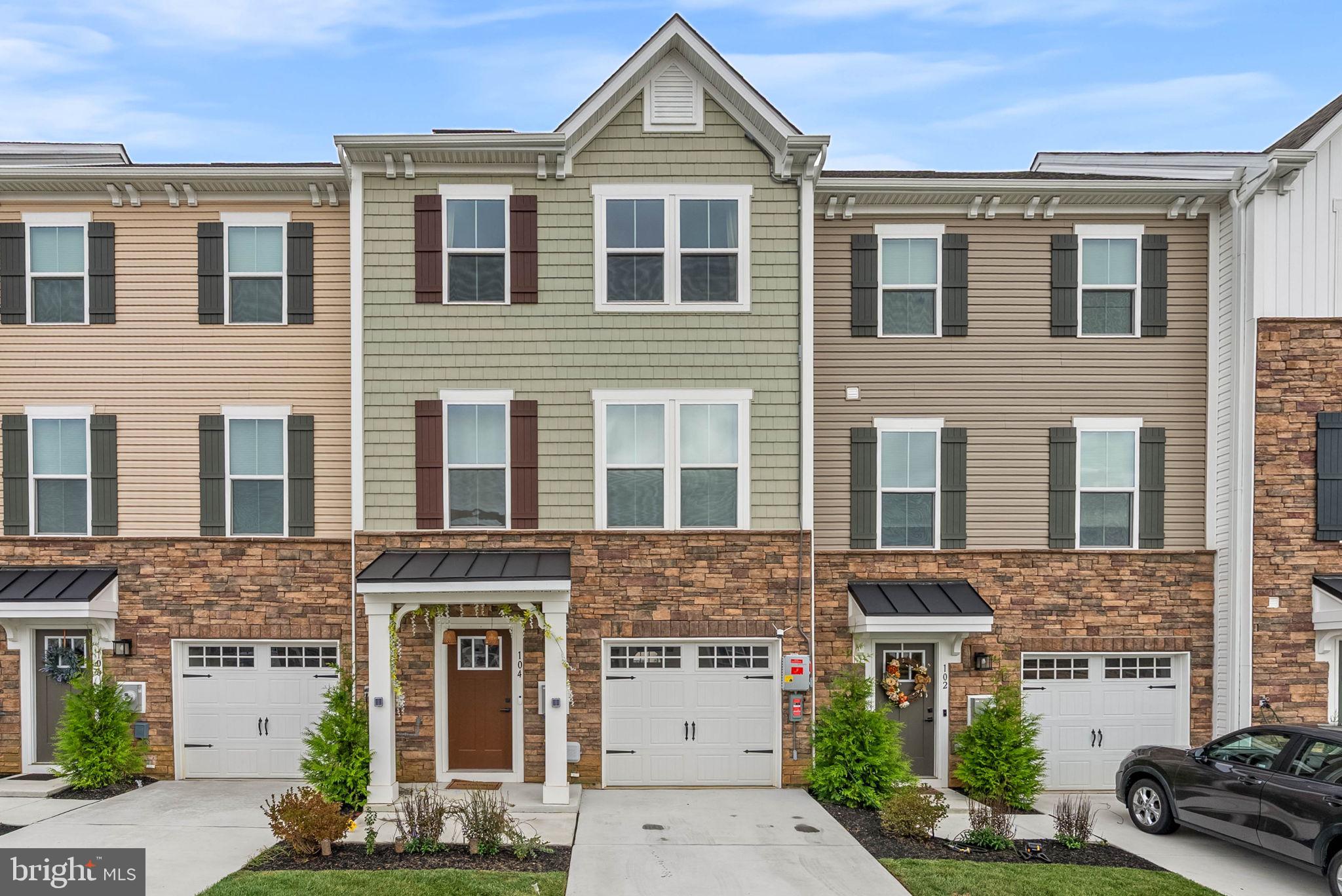 104 WATERFORD WAY