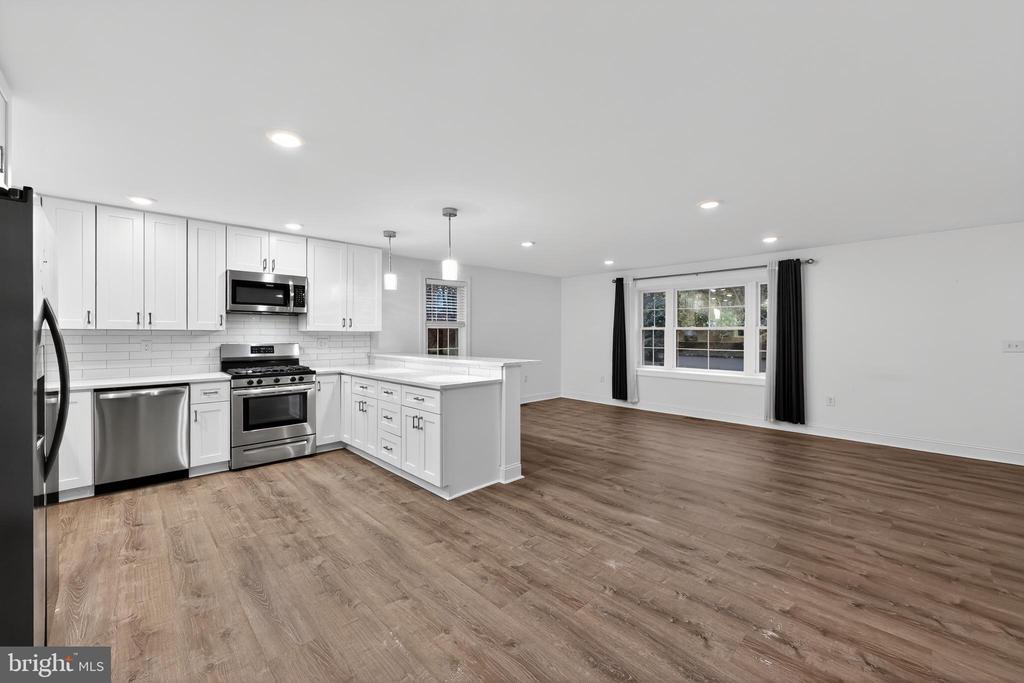 604 MCKINLEY AVENUE