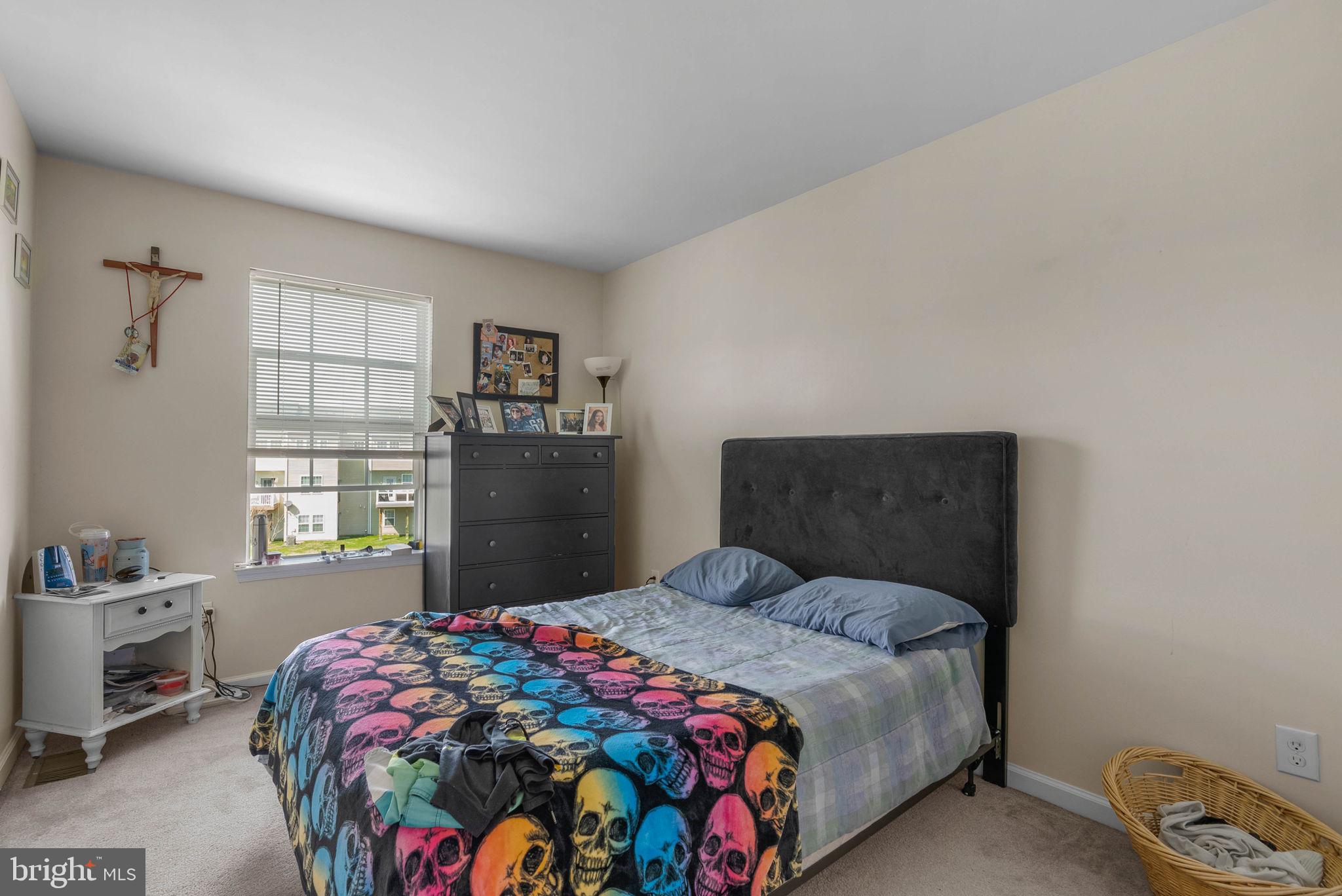 517 BOXWOOD LANE