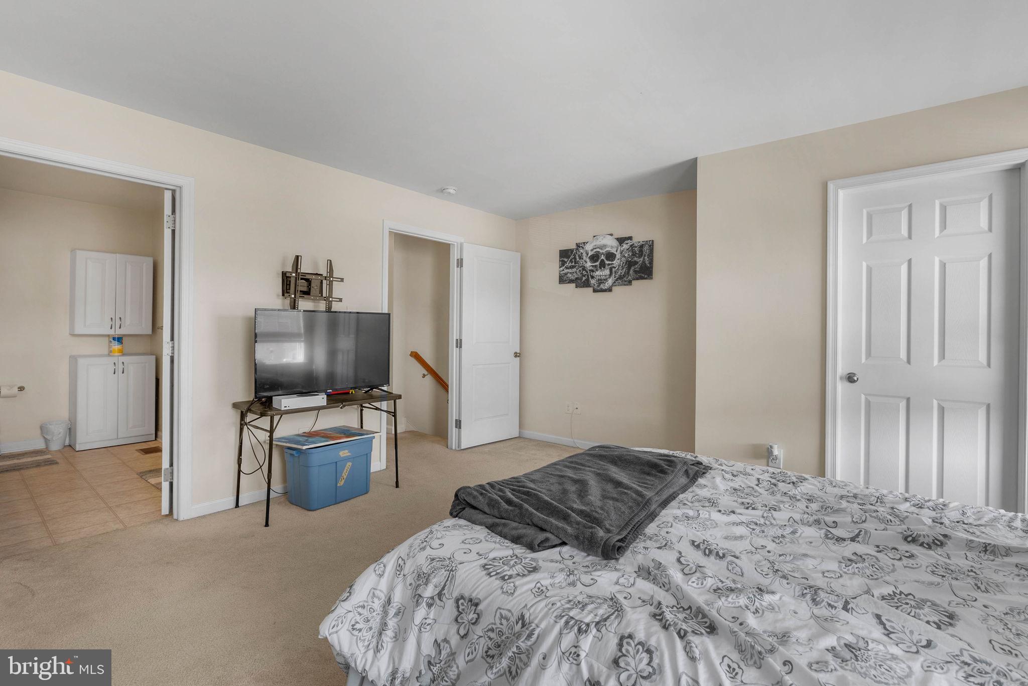 517 BOXWOOD LANE