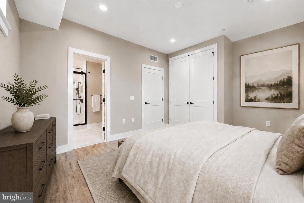 11 S ACADEMY STREET Unit: C