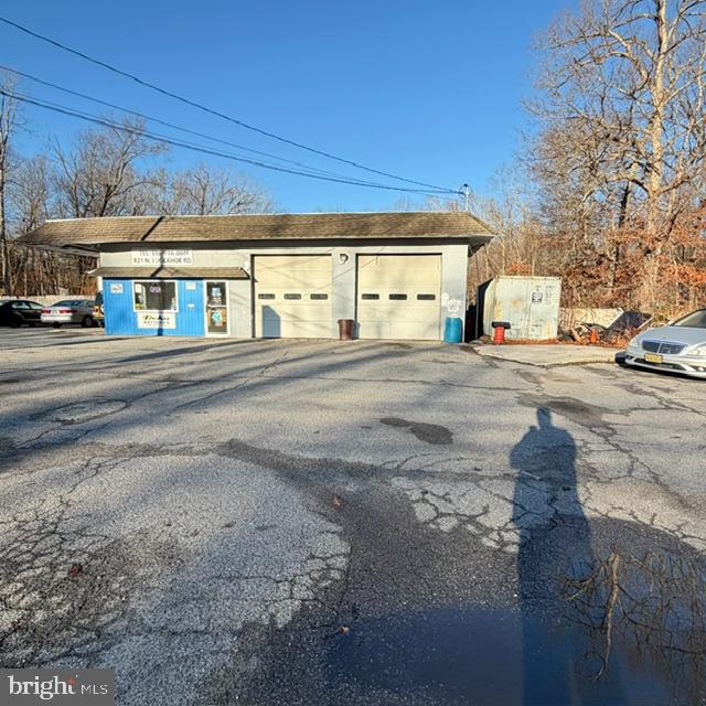 821 N TUCKAHOE ROAD