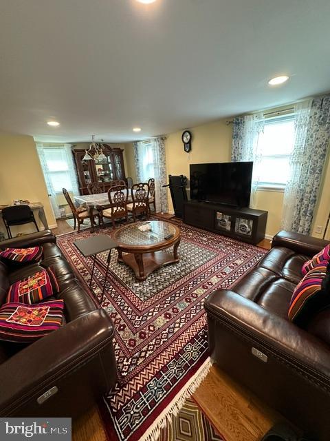 821 N TUCKAHOE ROAD