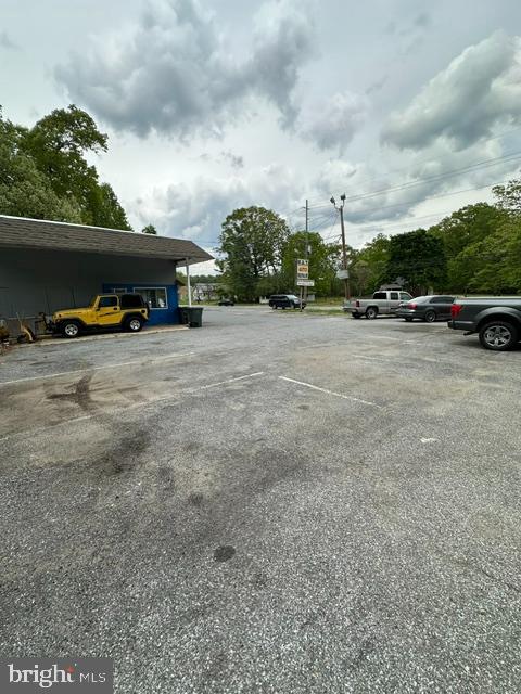 821 N TUCKAHOE ROAD