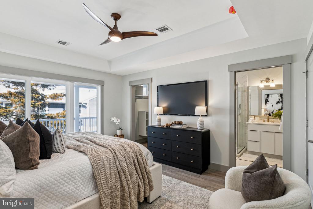 1210 LONG BEACH B
