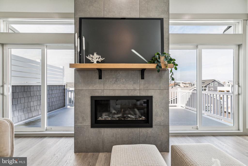1210 LONG BEACH B
