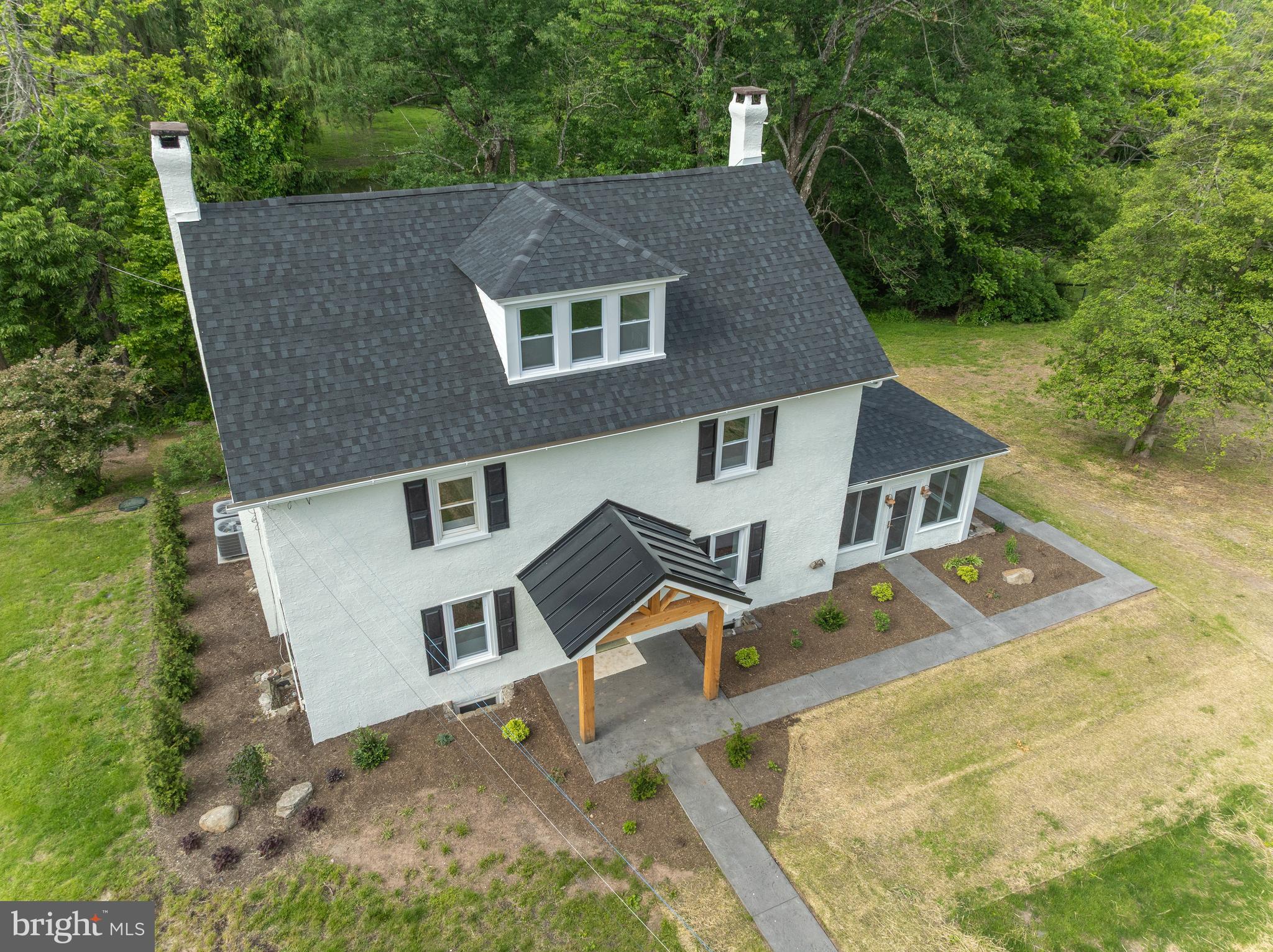 639 OLD AIRPORT ROAD