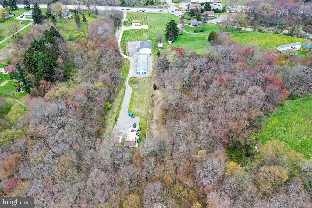 494 ROUTE 422 E