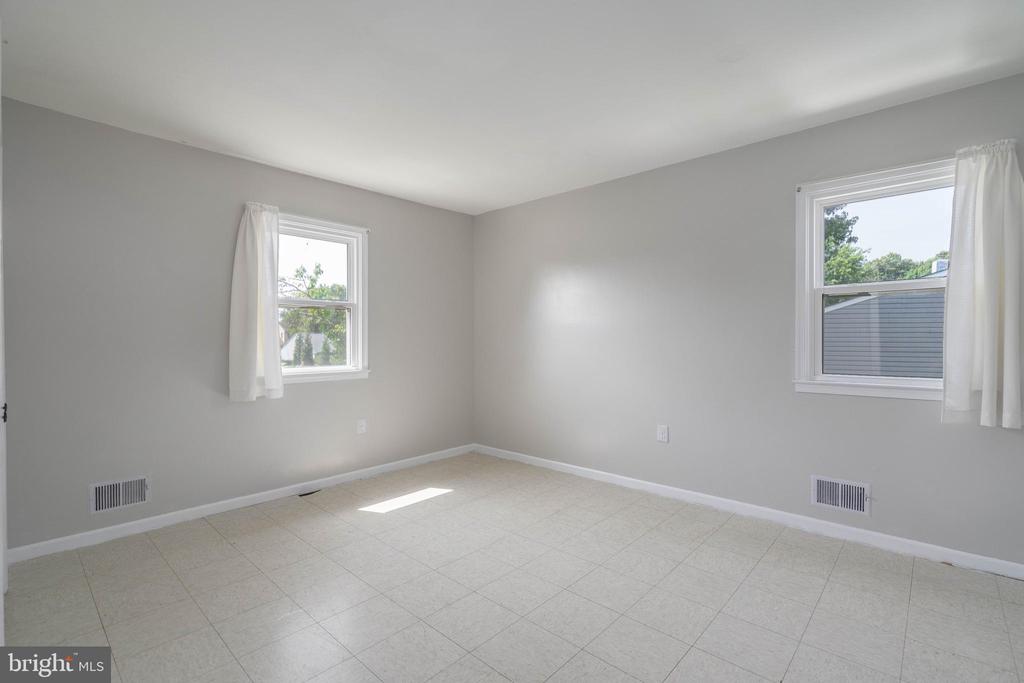88 TAYLOR DRIVE