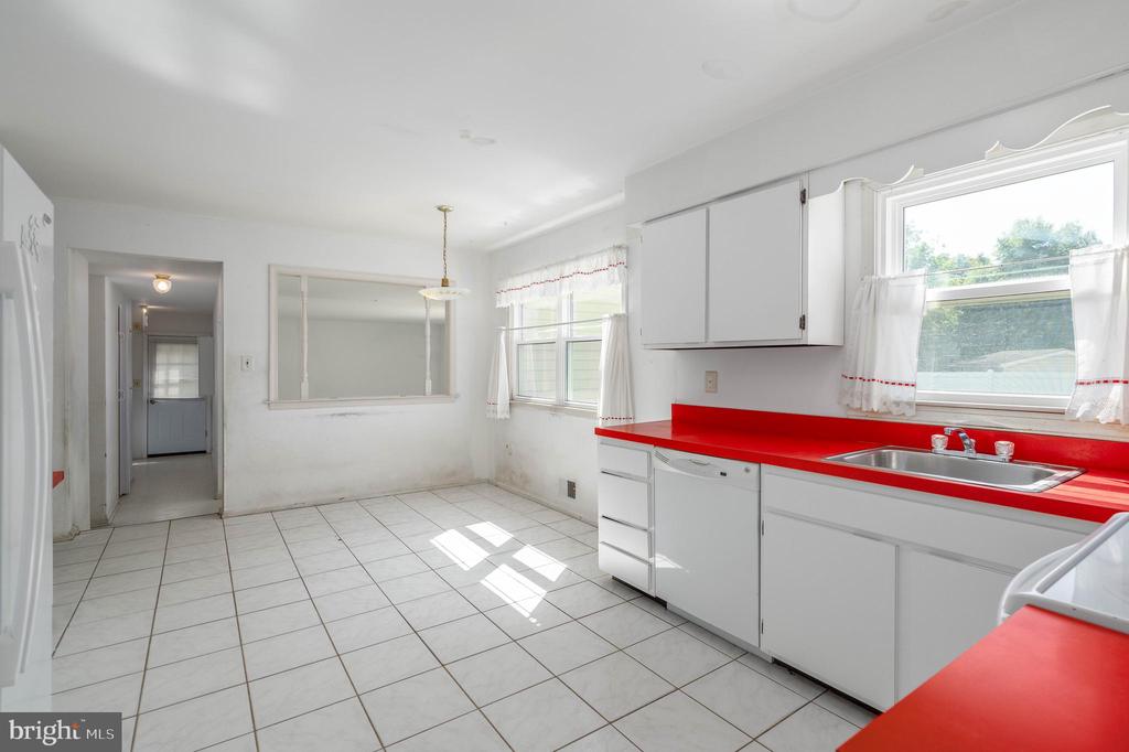 88 TAYLOR DRIVE