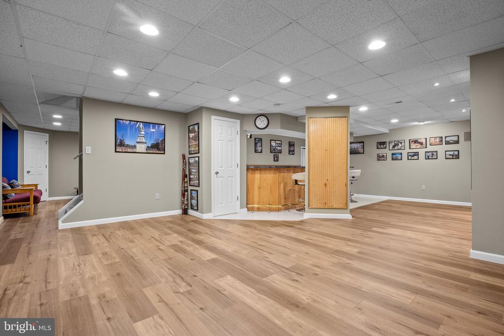 20 CATHLEEN DRIVE