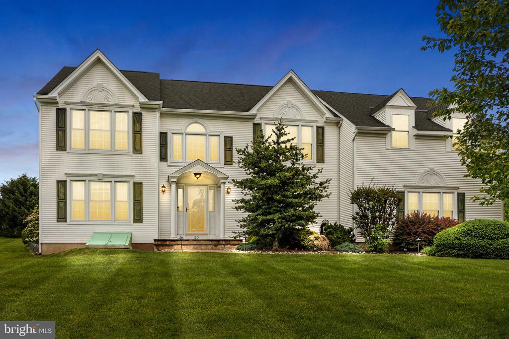 20 CATHLEEN DRIVE