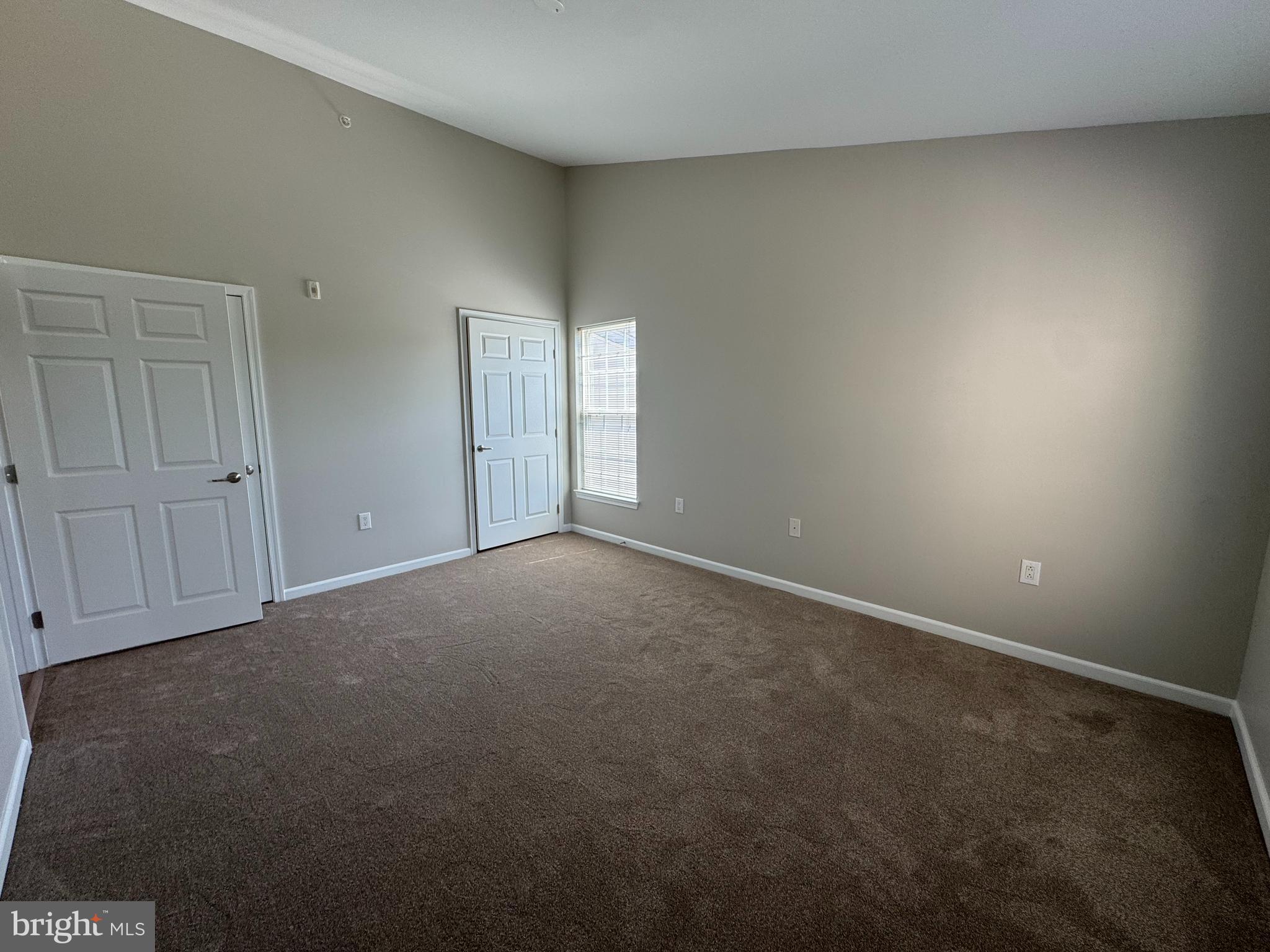 1509 MOORE STREET 302