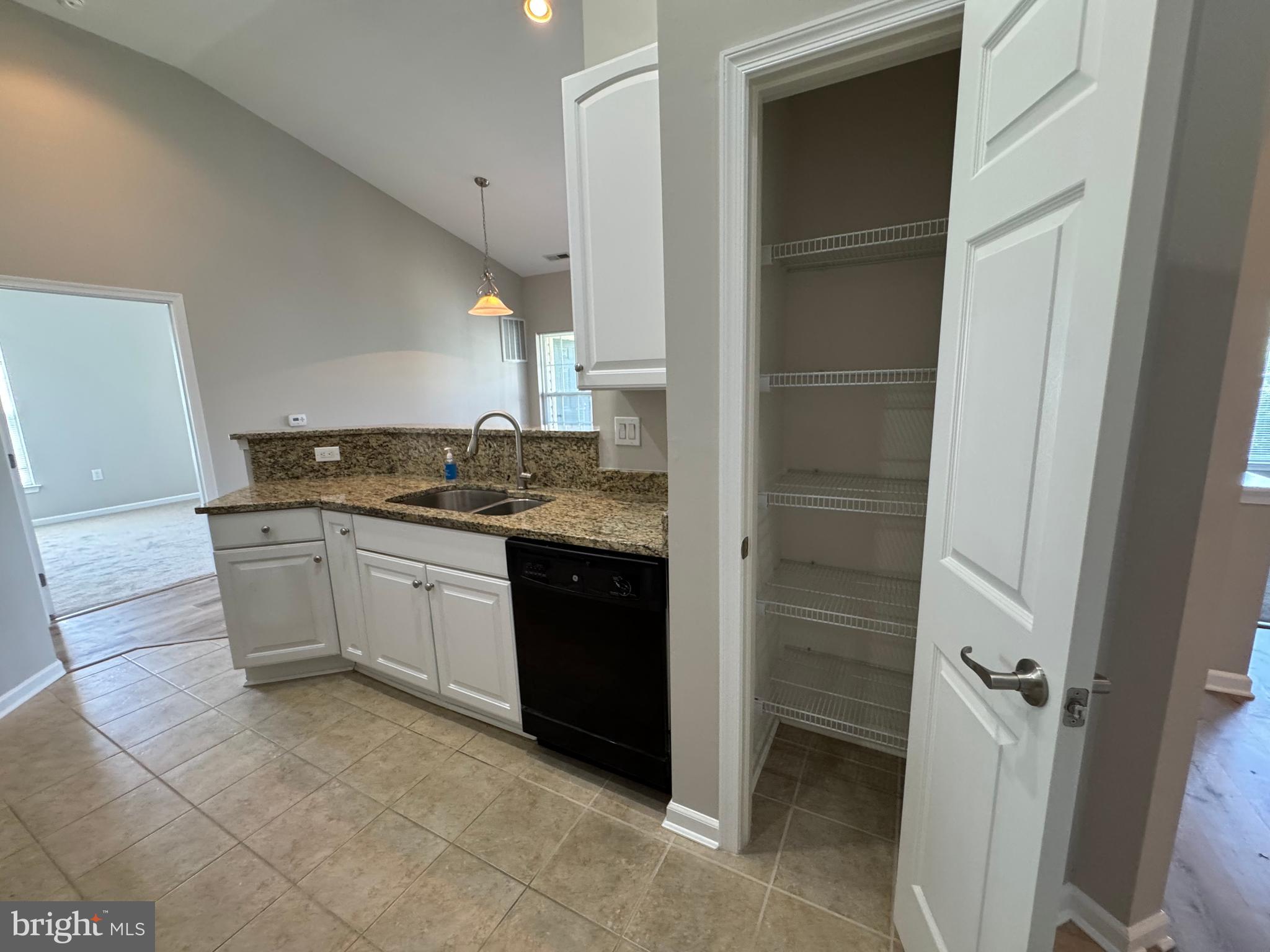 1509 MOORE STREET 302