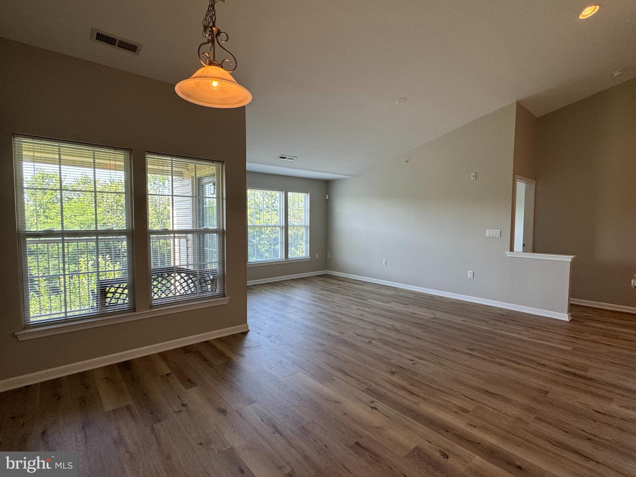 1509 MOORE STREET 302