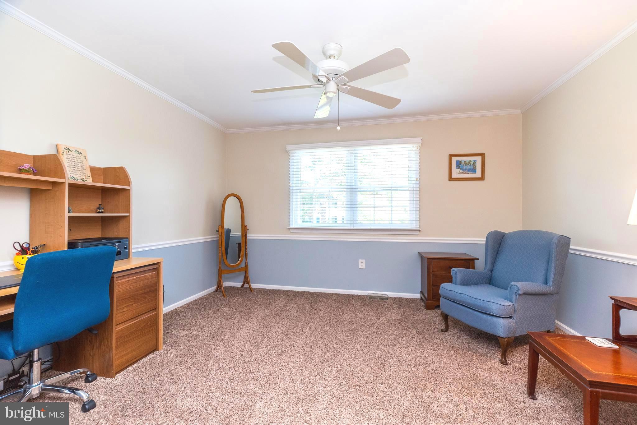 1208 DICKINSON DRIVE