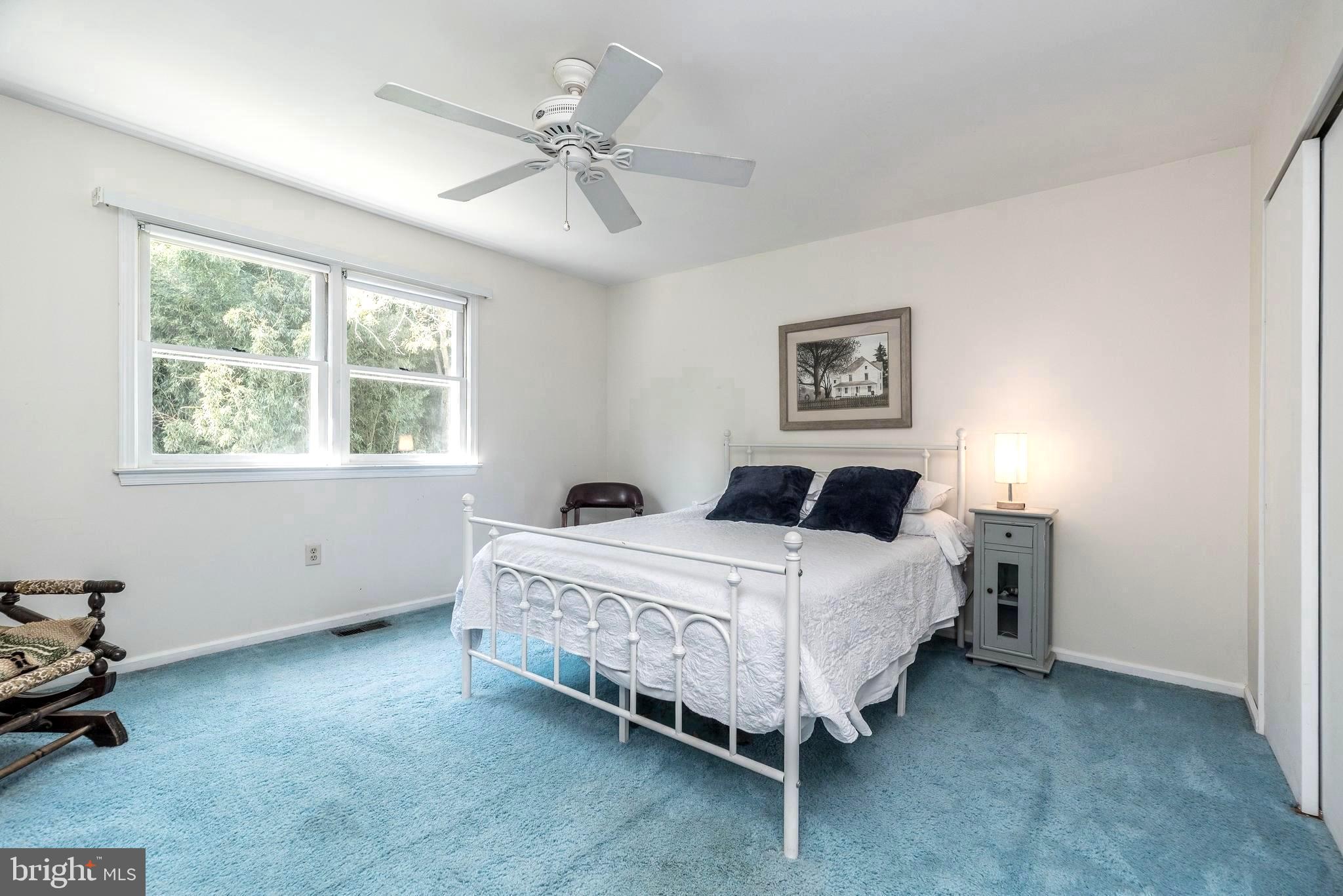 1208 DICKINSON DRIVE