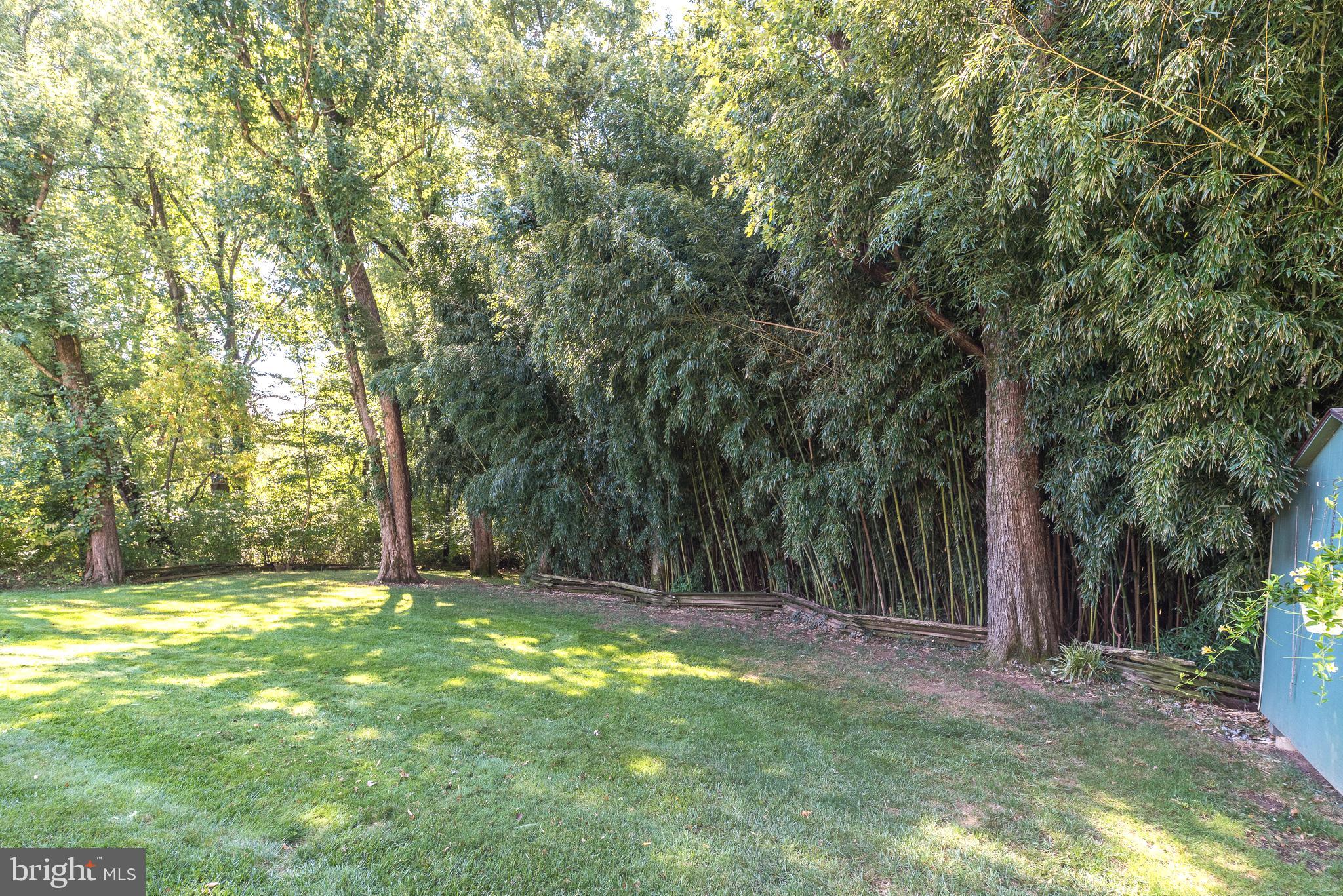 1208 DICKINSON DRIVE